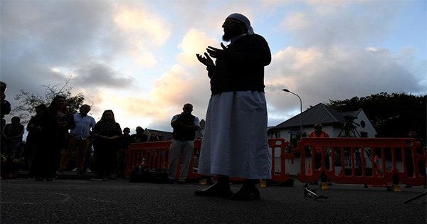  นายกฯนิวซีแลนด์สั่งทีวี-วิทยุออกอากาศเสียง “อาซาน” ทั่วประเทศ ละหมาดวันศุกร์แรกหลังเหตุก่อการร้าย