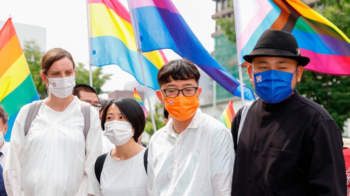 ศาลญี่ปุ่นยัน "ห้ามแต่งงานเพศเดียวกัน"
