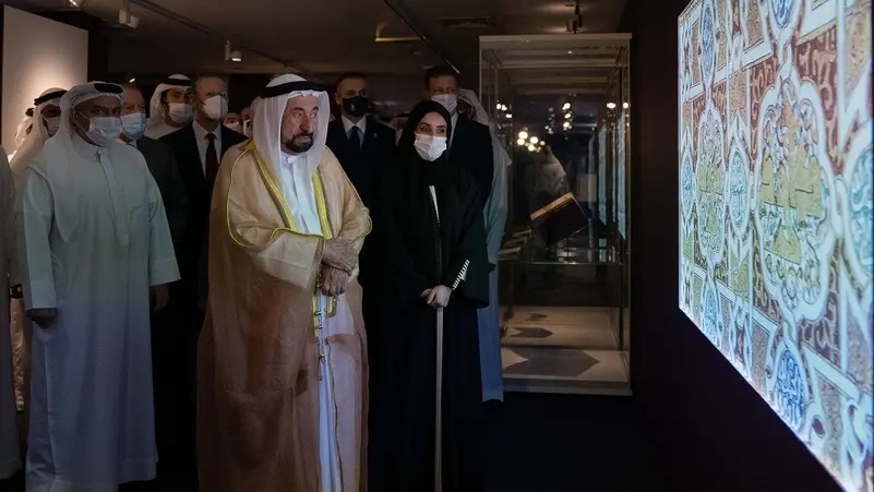 พิพิธภัณฑ์นครรัฐชาร์จาฮ์ จัดแสดงต้นฉบับอัลกุรอาน-ประดิษฐ์อักษรอาหรับ