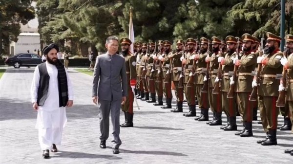 จีนประเทศแรกส่งทูตมาประจำอัฟกานิสถาน ต้อนรับสมเกียรติ!