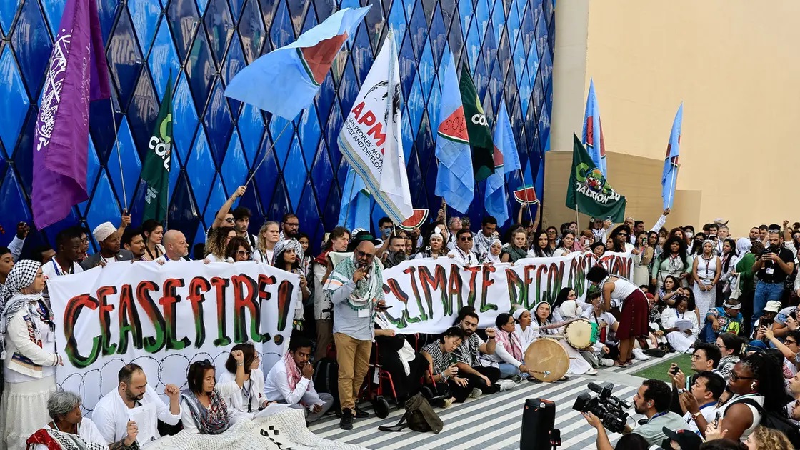 งาน COP28 เปิดประท้วงอย่างสันติ หยุดยิงในกาซา
