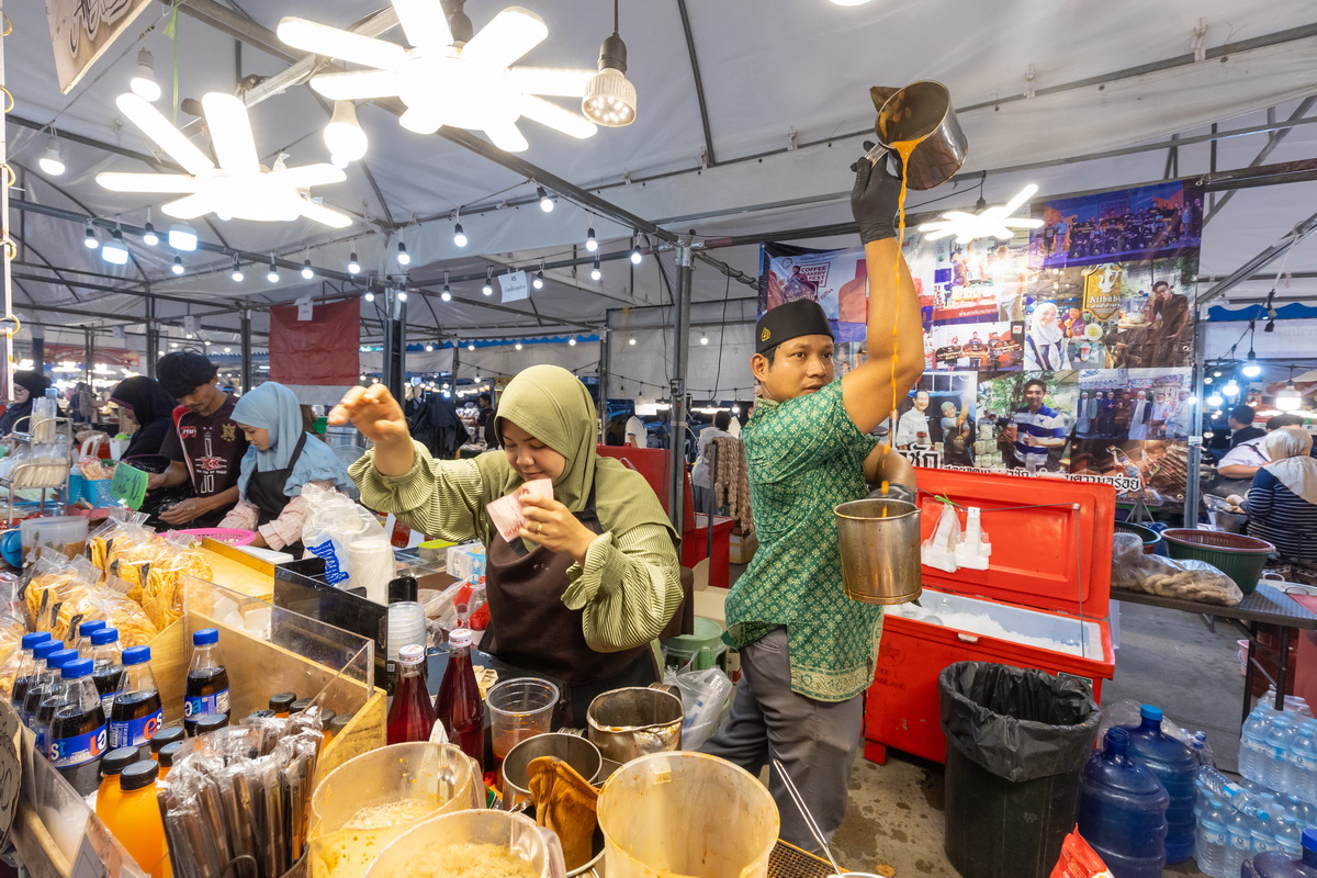 เสน่ห์ฮาลาล เสน่ห์มีนบุรี: เก็บภาพมาให้ดู! 7 วันสุดคึกคัก รวมเสน่ห์วัฒนธรรมและของกินเด็ดไว้ครบ