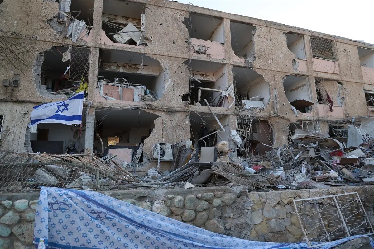 ไฟสงครามลามหนัก อิหร่านเปิดฉากโจมตีใกล้เมืองนิวเคลียร์อิสราเอล