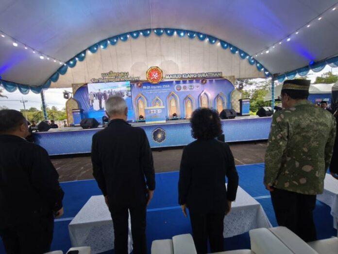 พิพัฒน์ ชื่นชมจัดงานเมาลิดกลางสุราษฎร์ ทุกฝ่ายร่วมมืออย่างดี สะท้อนพลังศรัทธาที่เข็มแข็ง